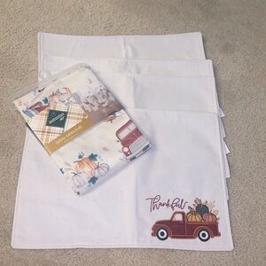 Fall tablecloth and placements NWT
